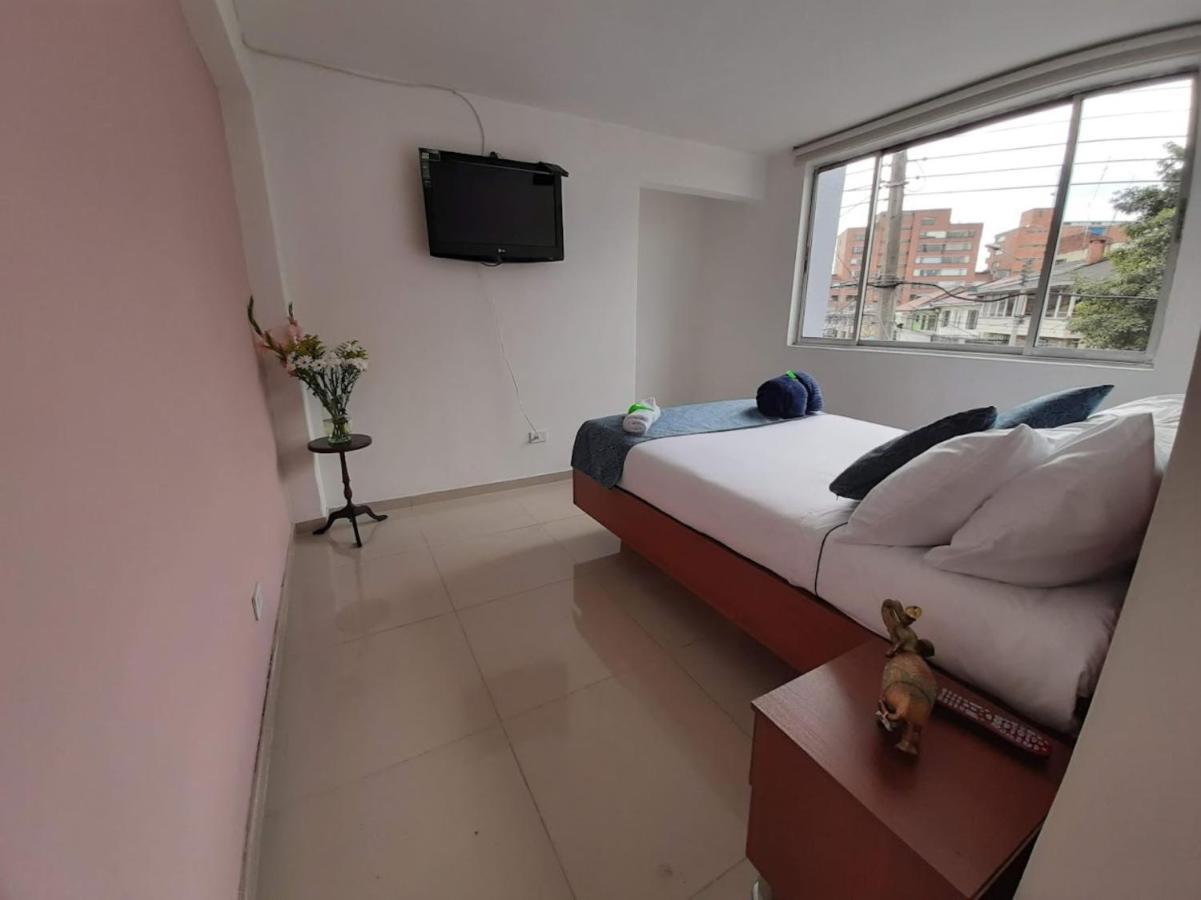 بوغوتا Hotel Victoria 26 المظهر الخارجي الصورة